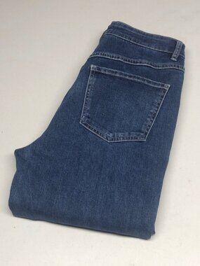 FDJ SUZANNE HIGH-RISE CAPRI JEANS 2/26x26 ⭐️